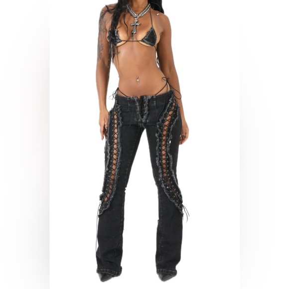 Matte Brand Low Risers - Picture 1 of 2